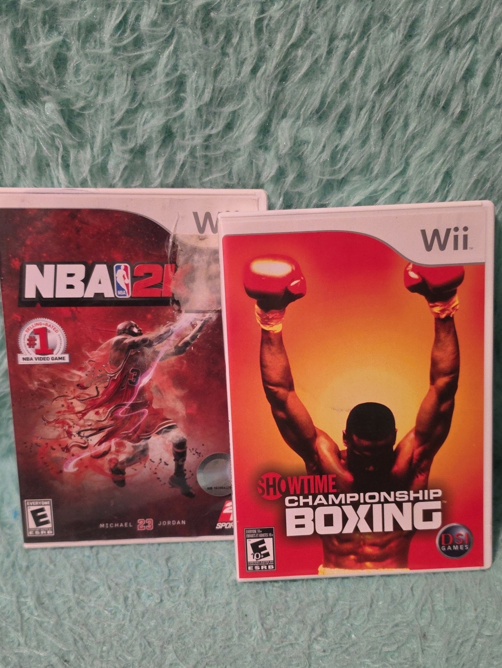 NBA 2K11 and Showtime Championship Boxing Nintendo Wii Video Game Bundle